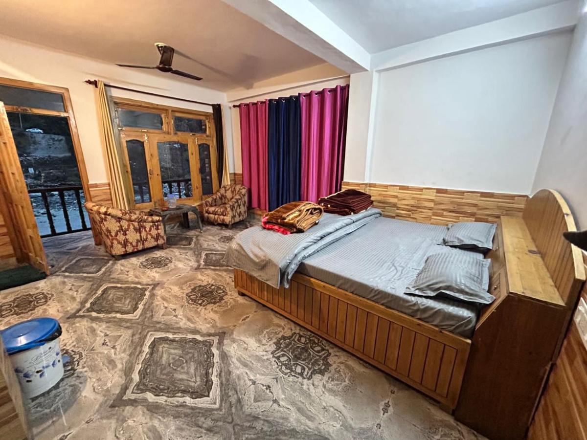 River Stone Cottages & Guest House Kasol Exterior photo